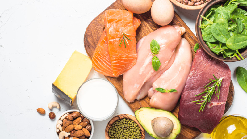 Chế độ dinh dưỡng phù hợp với người trung niên